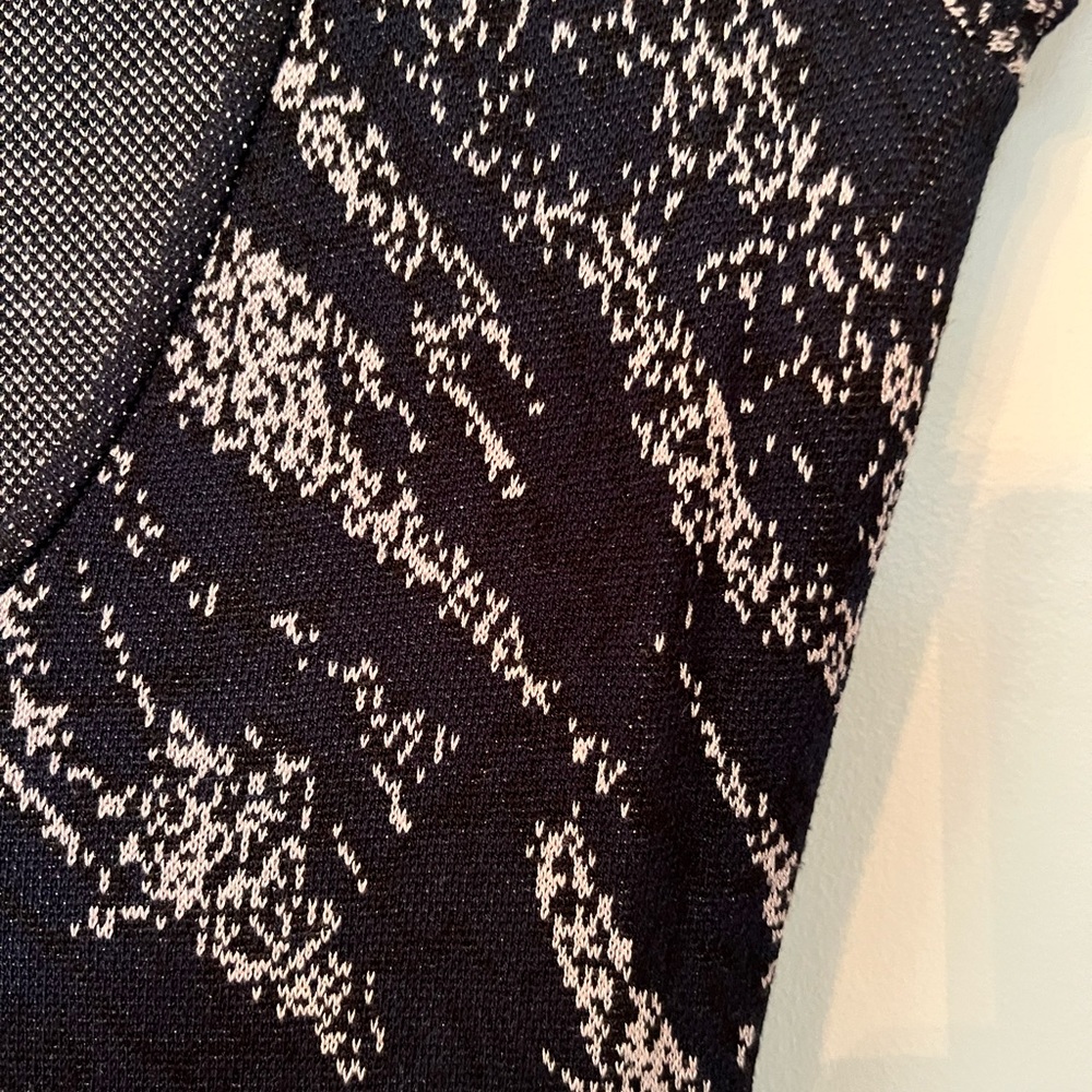 BCBG MaxAria Knit Midi Dress Sz S - Picture 3 of 4